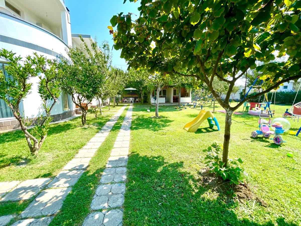 Apartments Flamingo Ulcinj Exterior foto